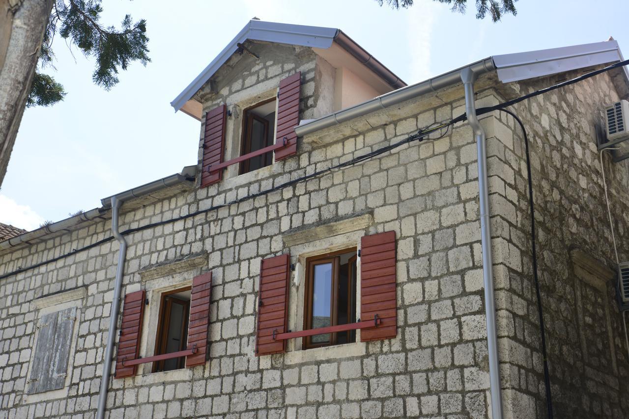A Hundred Olive Trees Apartments Kotor Exterior foto
