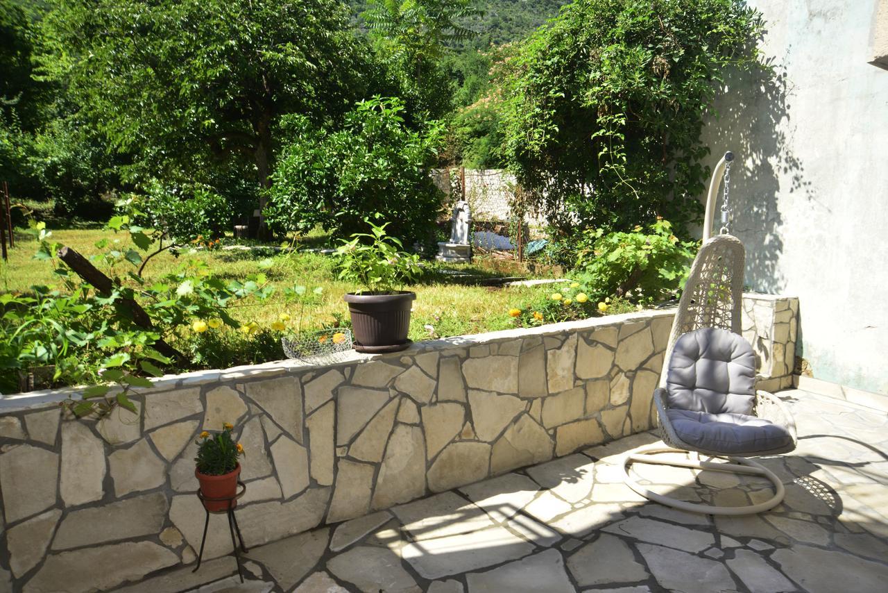 A Hundred Olive Trees Apartments Kotor Exterior foto